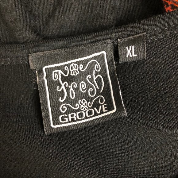 Fresh Groove Long Sleeve Long V-Neck Pieced Top - Picture 6 of 6